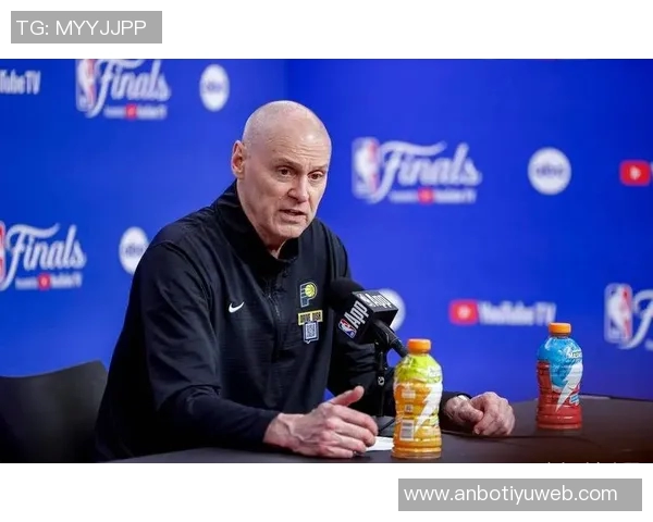 文班在25分钟内狂砍27分11篮板卡莱尔感慨赛季仅需面对他两次 文班在25分钟内狂砍27分11篮板卡莱尔感慨赛季仅需面对他两次