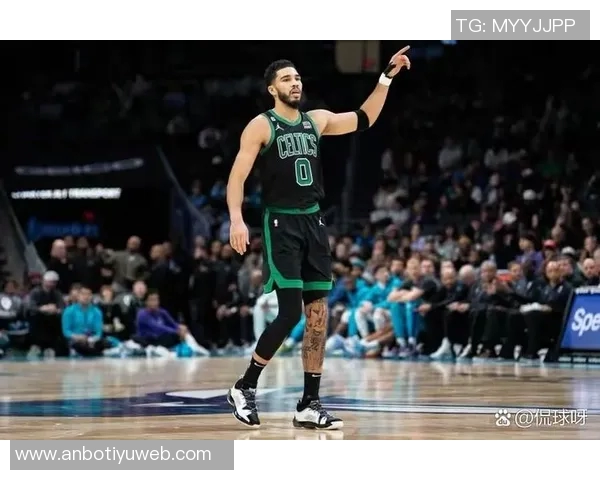 小波特火力全开连续七场得分20创生涯新高纪录